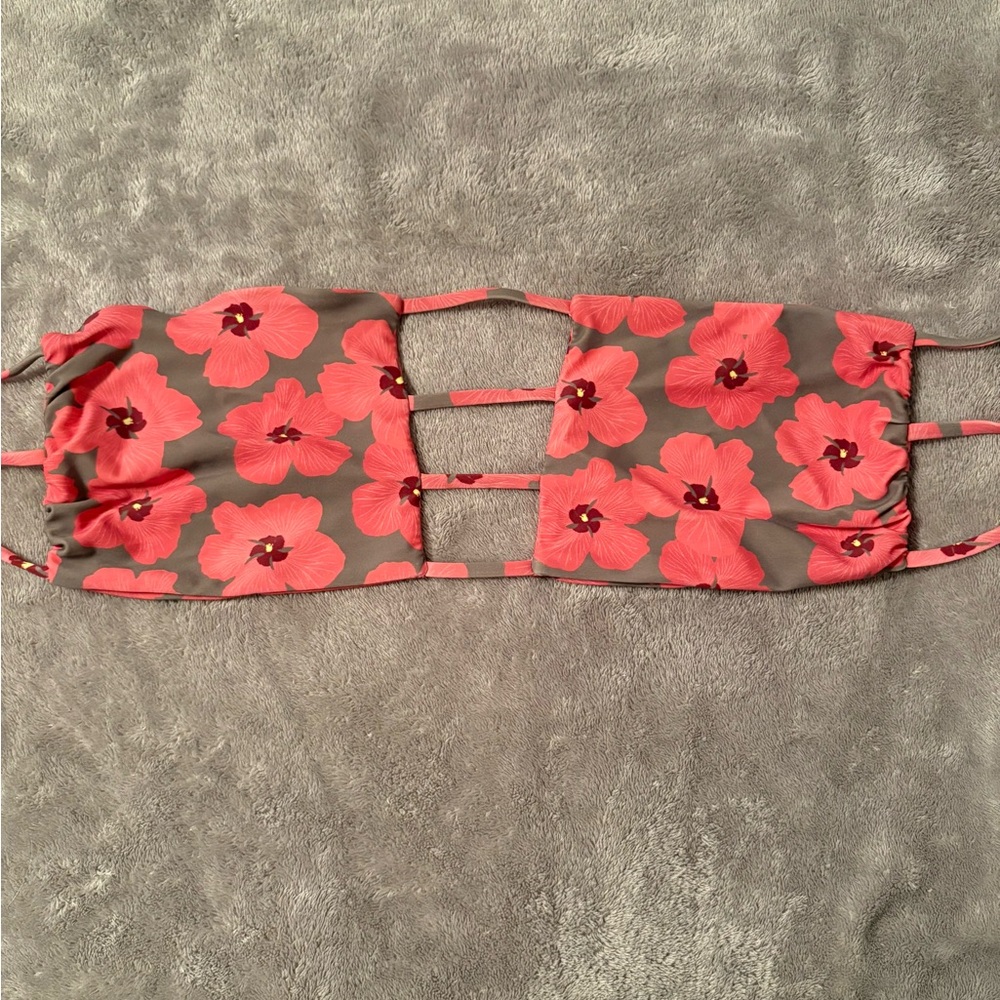 Benoa Swim hau top